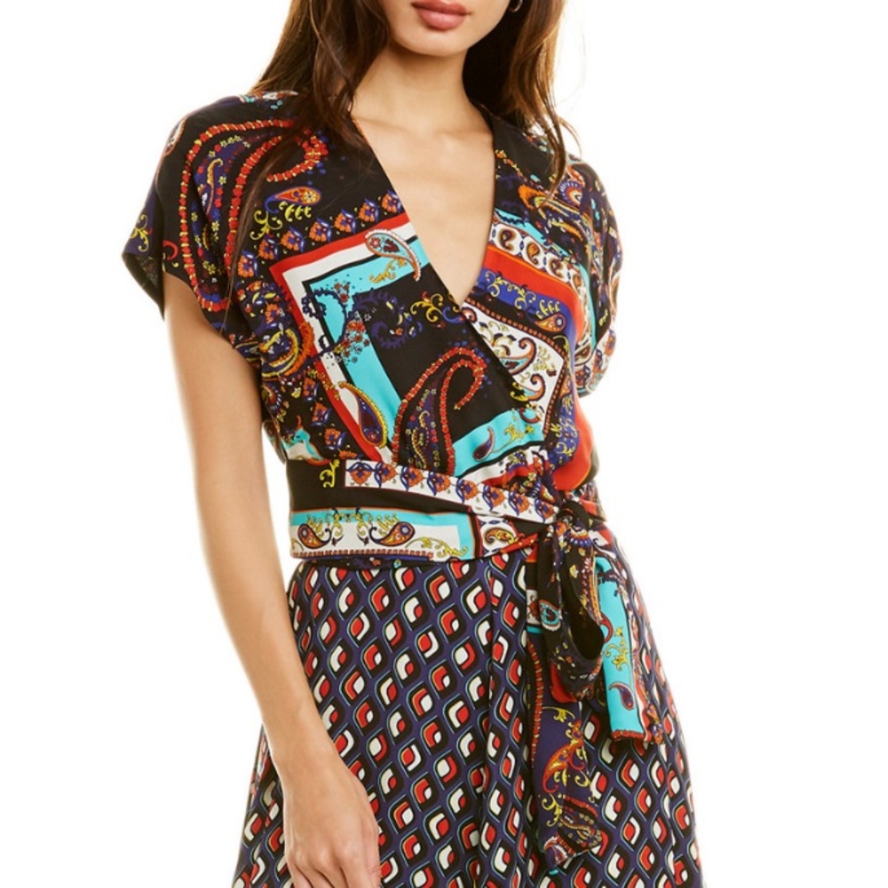 Alice + Olivia Royal paisley wrap top Large - Picture 6 of 14